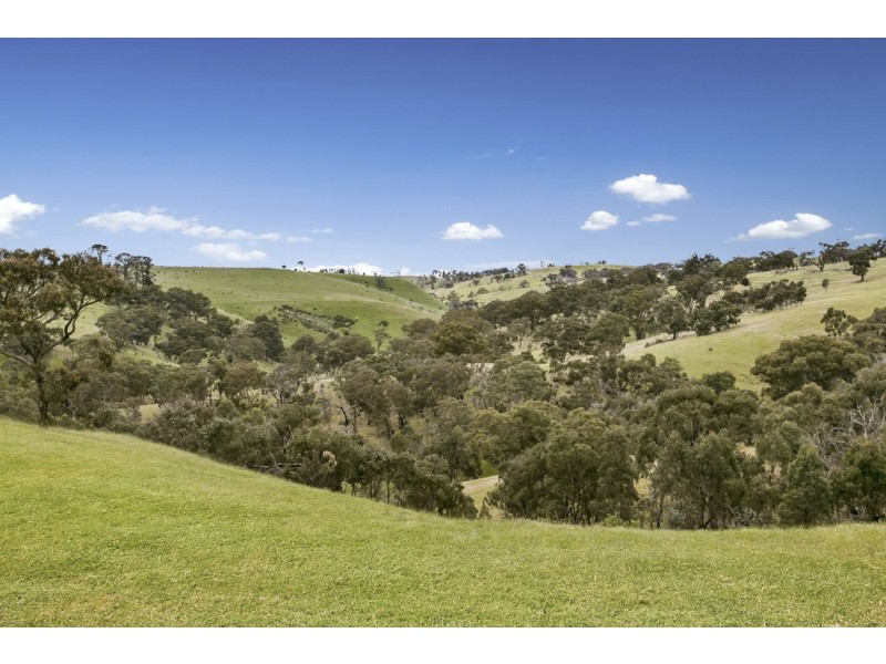 240 Wallan Heights Road, Wallan VIC 3756