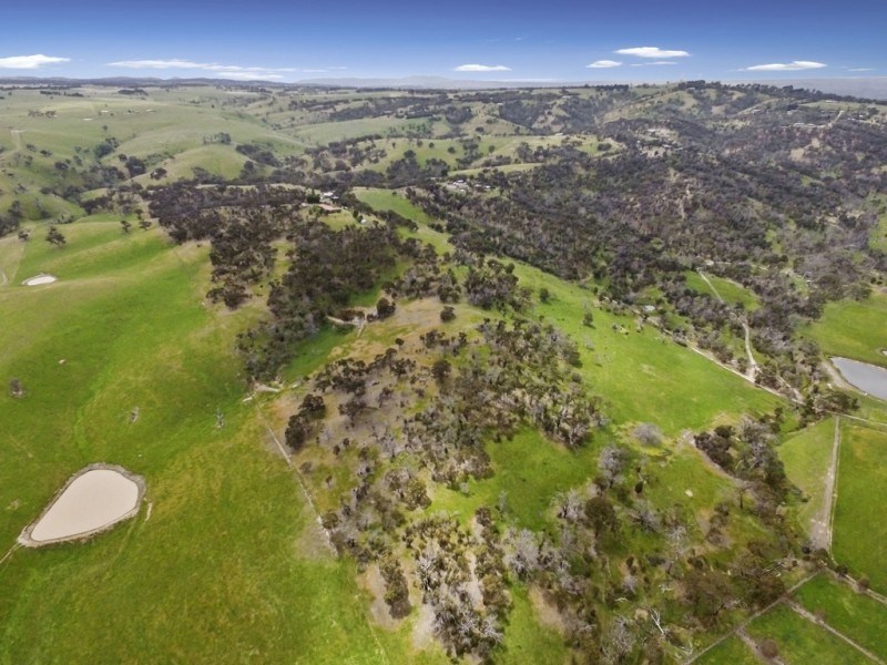 240 Wallan Heights Road, Wallan VIC 3756