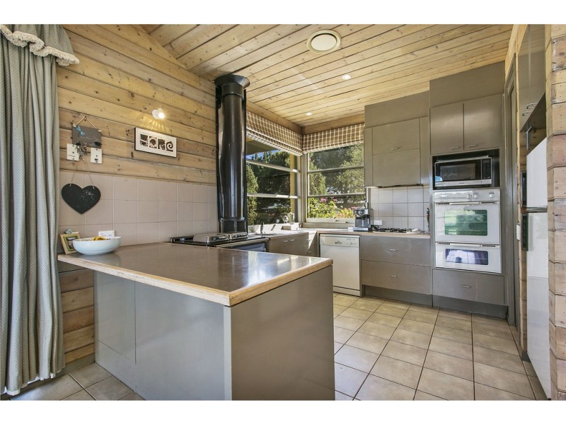 361 Mount Eliza Road, Riddells Creek VIC 3431