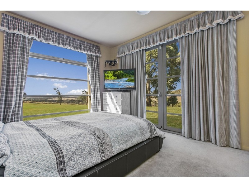 361 Mount Eliza Road, Riddells Creek VIC 3431