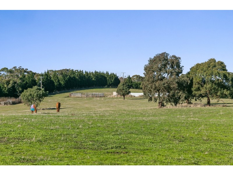 361 Mount Eliza Road, Riddells Creek VIC 3431