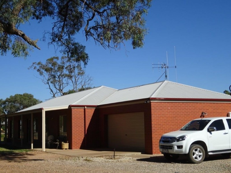 667 Wharparilla Road, Echuca VIC 3564