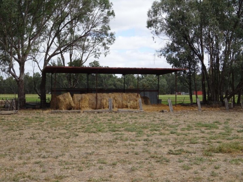 114 Simmie Road, Echuca VIC 3564