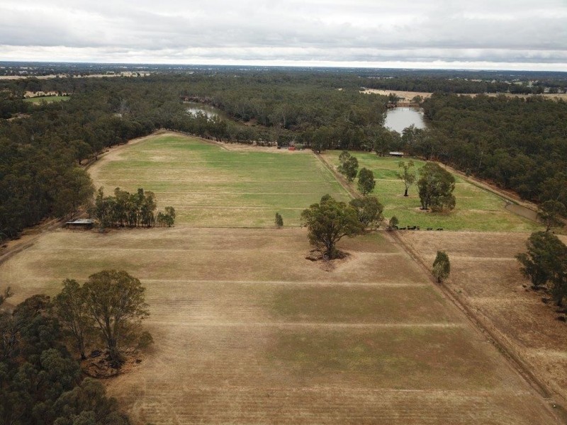 114 Simmie Road, Echuca VIC 3564