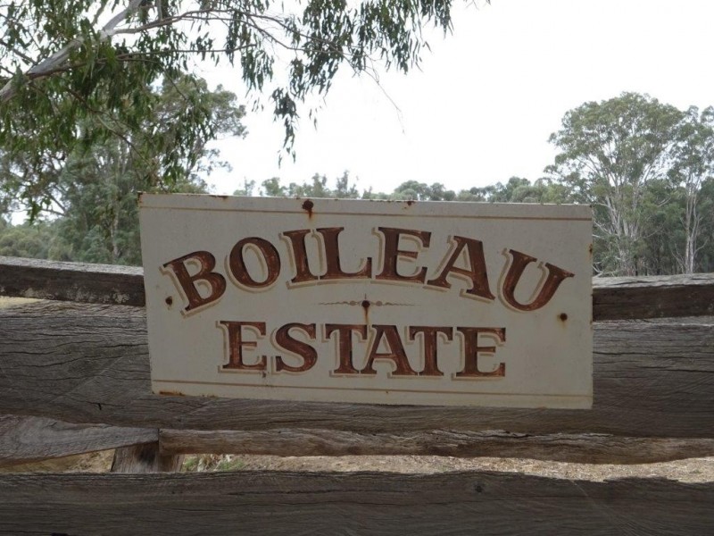 114 Simmie Road, Echuca VIC 3564