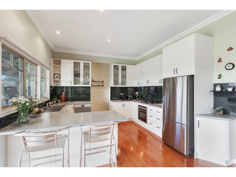 10 Olive Court, Kilmore East VIC 3764