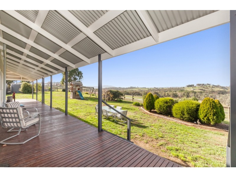 10 Olive Court, Kilmore East VIC 3764