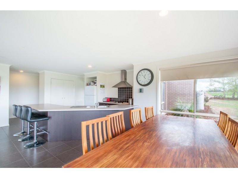 135 BROOKERS ROAD, Darnum VIC 3822