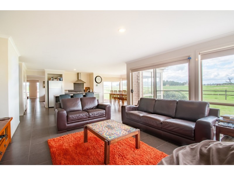135 BROOKERS ROAD, Darnum VIC 3822