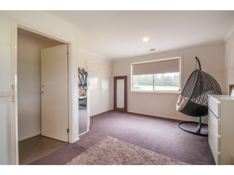 135 BROOKERS ROAD, Darnum VIC 3822