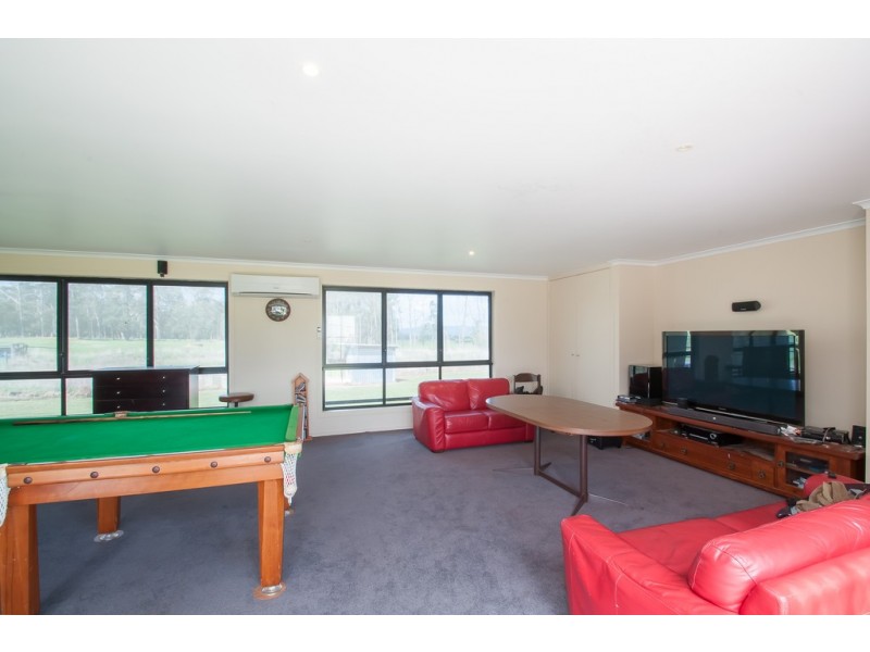 135 BROOKERS ROAD, Darnum VIC 3822