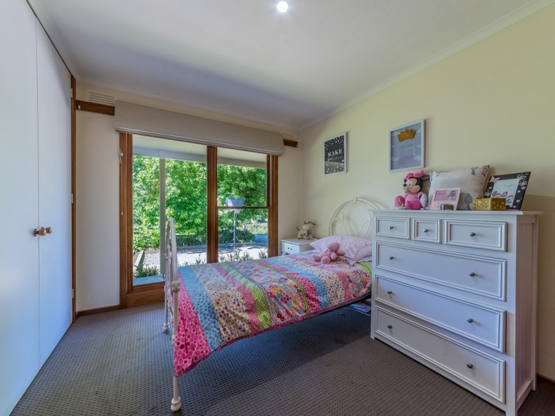 325 EAST WEST ROAD, Warragul VIC 3820