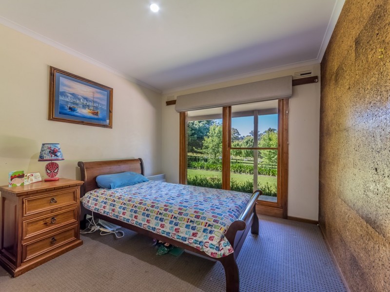 325 EAST WEST ROAD, Warragul VIC 3820