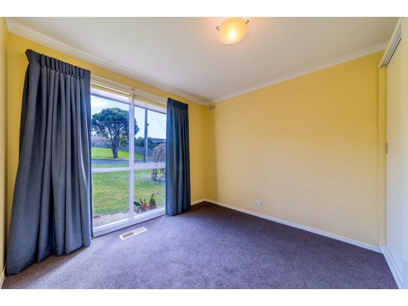 40 RANGEVIEW STREET, Warragul VIC 3820