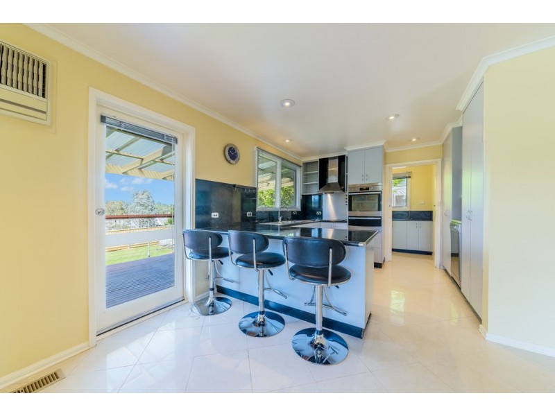 40 RANGEVIEW STREET, Warragul VIC 3820