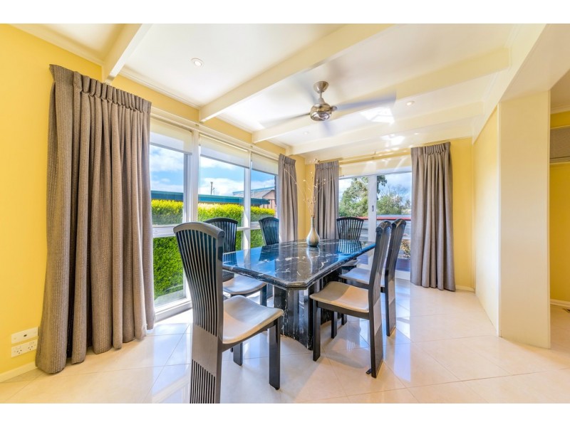 40 RANGEVIEW STREET, Warragul VIC 3820