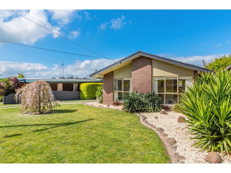 40 RANGEVIEW STREET, Warragul VIC 3820
