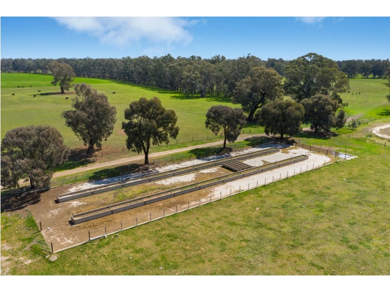 305 and 320 Ross Road, Arcadia VIC 3631