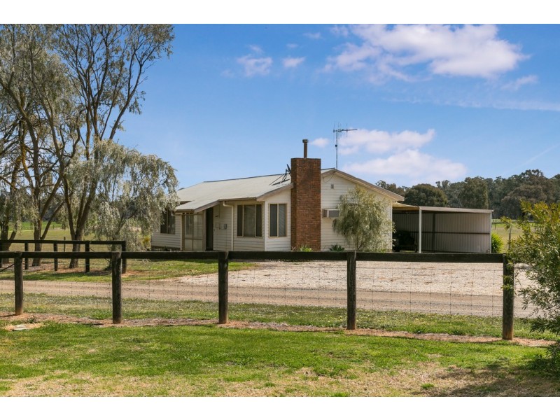 305 and 320 Ross Road, Arcadia VIC 3631