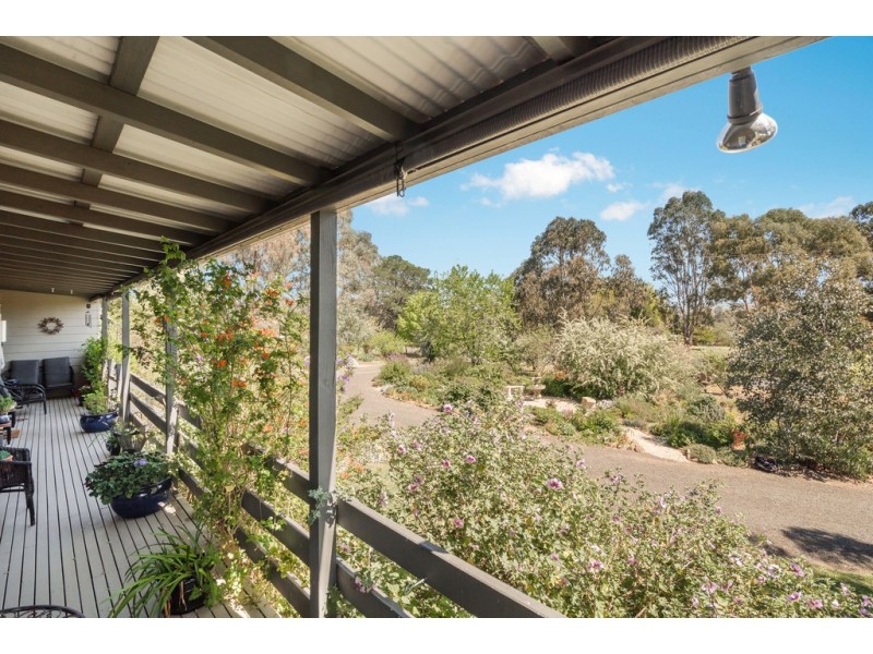 3 Lancefield-Pyalong Road, Pyalong VIC 3521