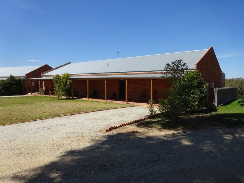 . COBB HIGHWAY, Moama NSW 2731
