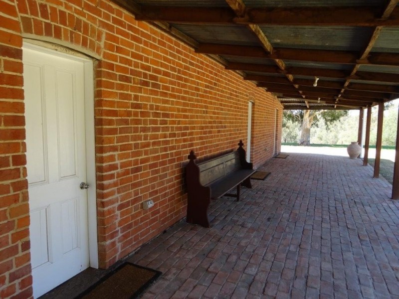. COBB HIGHWAY, Moama NSW 2731