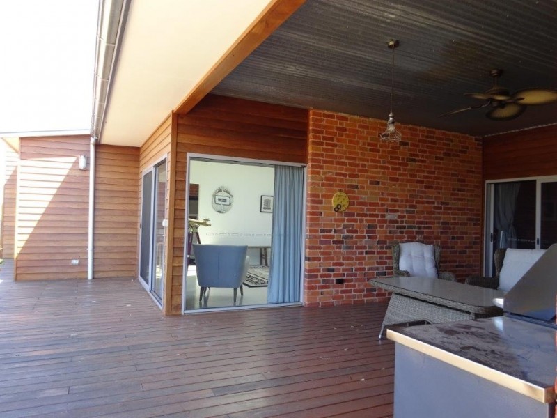 . COBB HIGHWAY, Moama NSW 2731