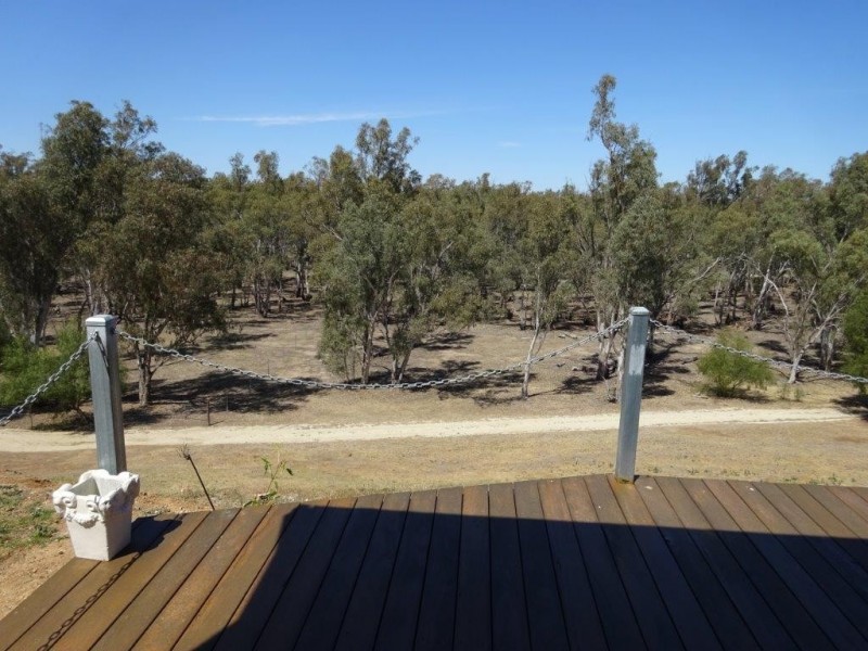 . COBB HIGHWAY, Moama NSW 2731