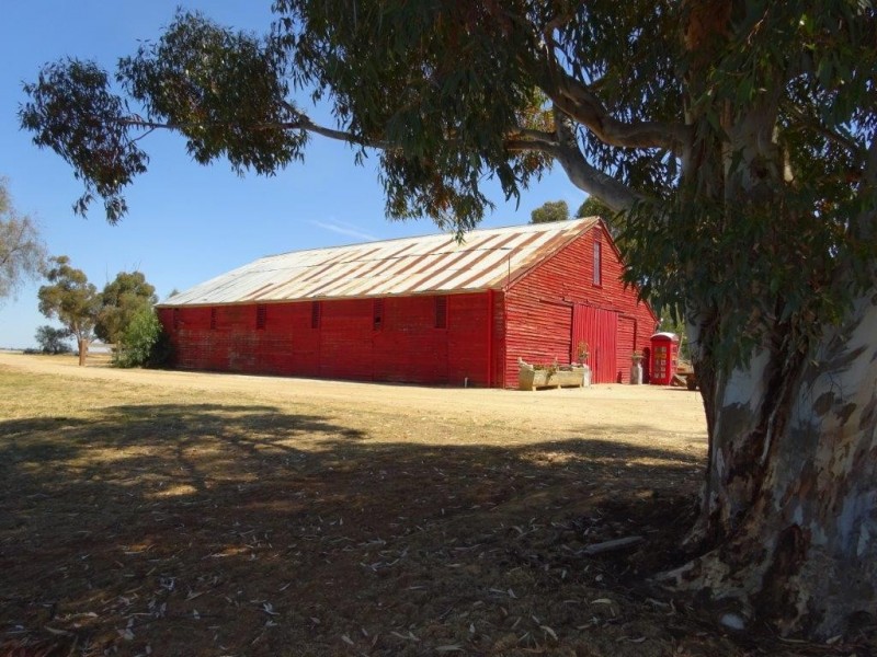 . COBB HIGHWAY, Moama NSW 2731