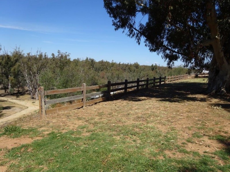 . COBB HIGHWAY, Moama NSW 2731