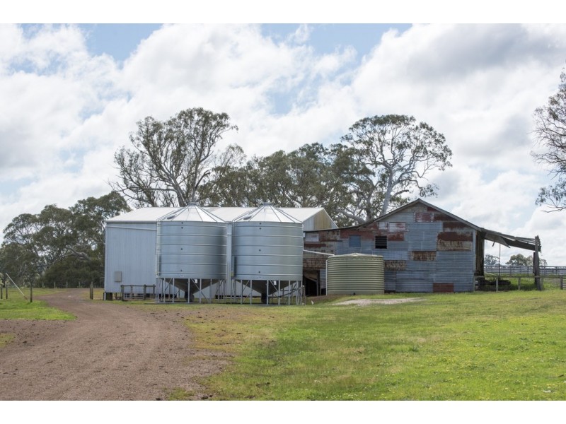 3320 Casterton-Edenhope Road, Chetwynd VIC 3312