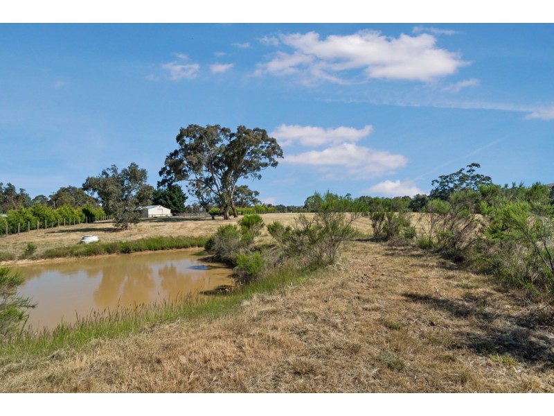 200 Wallis Road, Sunday Creek VIC 3658