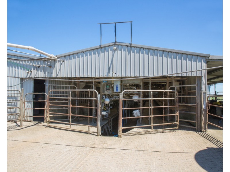 44 Spinks Road, Koroit VIC 3282