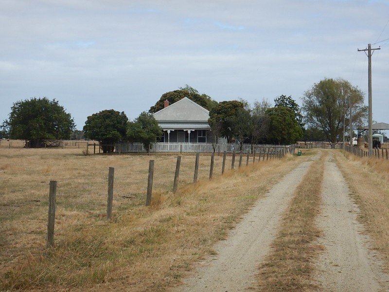 305 MCCRAWS ROAD, Catani VIC 3981