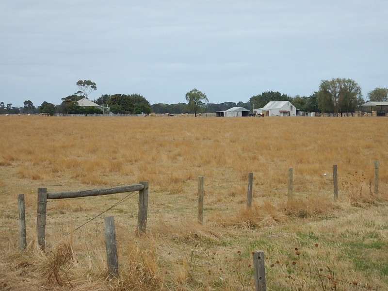 305 MCCRAWS ROAD, Catani VIC 3981