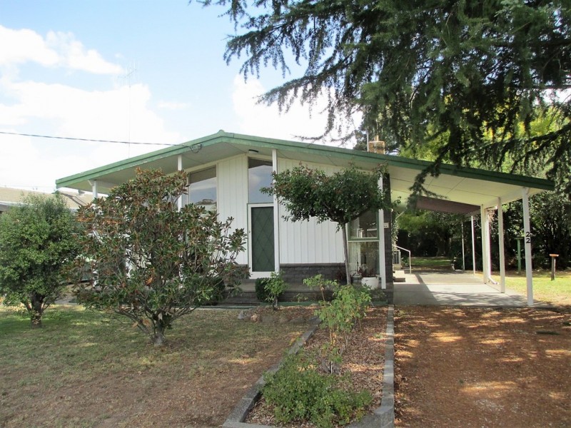 22 Coster St, Alexandra VIC 3714