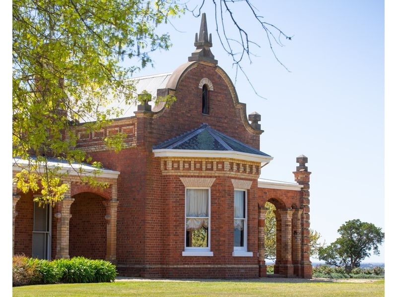 3045 Princes Highway, Nambrok VIC 3847