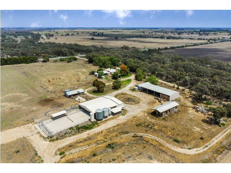 18 Lyons Road, Milnes Bridge VIC 3579