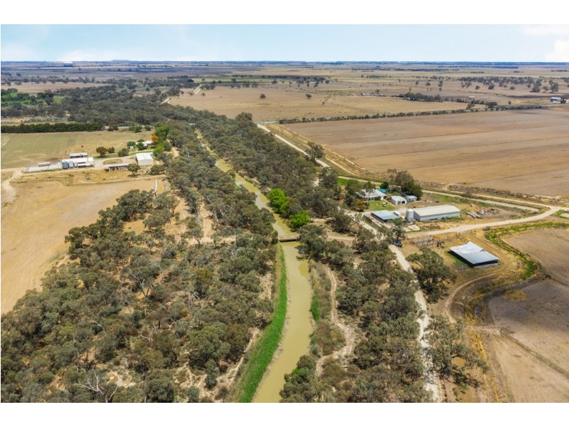 18 Lyons Road, Milnes Bridge VIC 3579