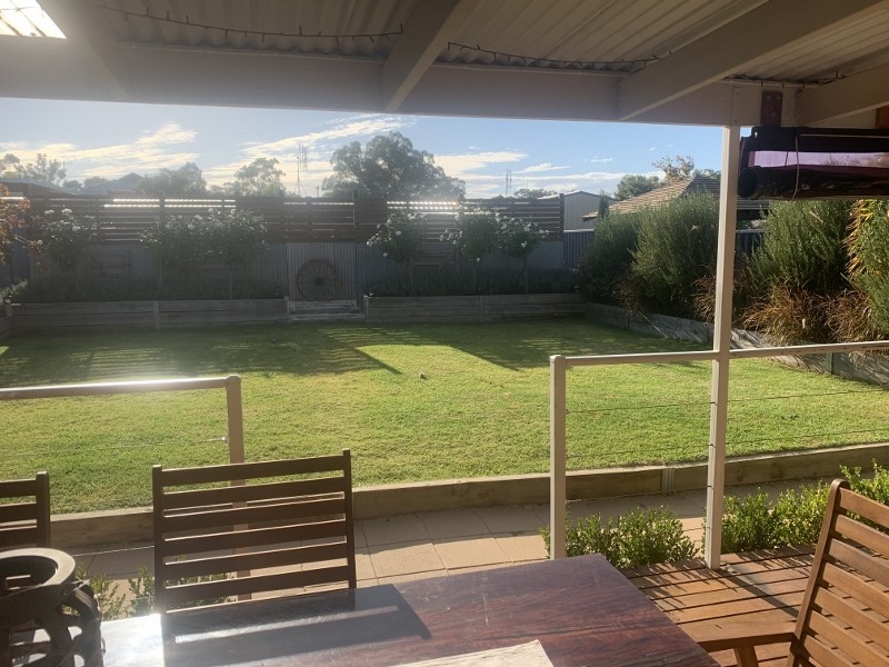 8 Butcher Street, St Arnaud VIC 3478