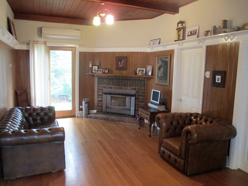 4 Aitken St, Alexandra VIC 3714