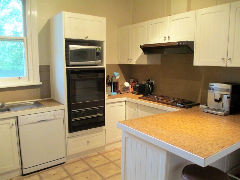 4 Aitken St, Alexandra VIC 3714