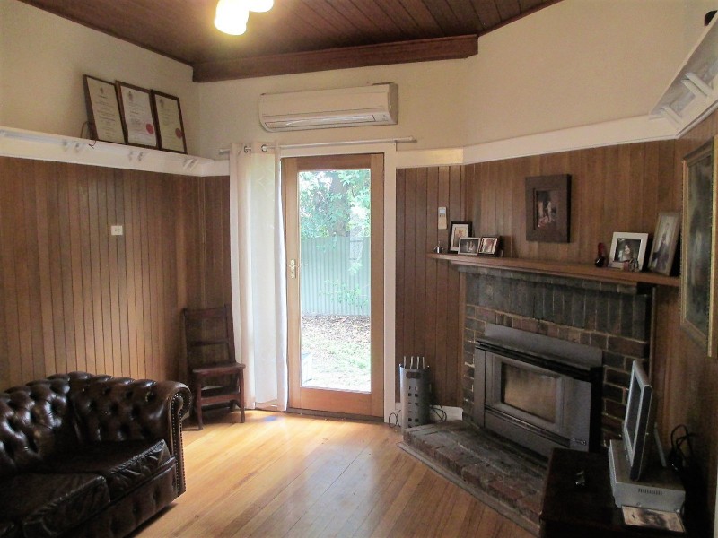 4 Aitken St, Alexandra VIC 3714