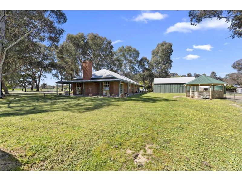 34 Ovens Terrace, Tarrawingee VIC 3678