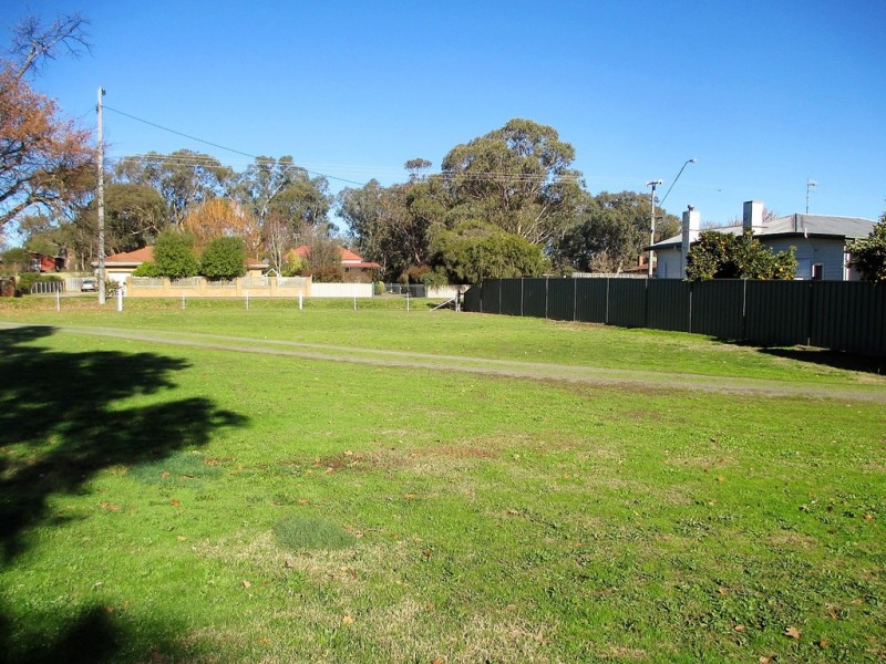 67 Downey St, Alexandra VIC 3714