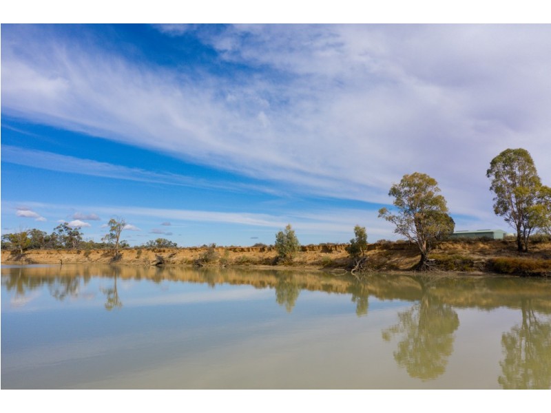 - Old Mail Road, Cullulleraine VIC 3496