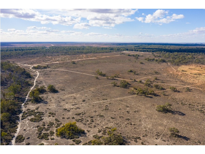 - Old Mail Road, Cullulleraine VIC 3496