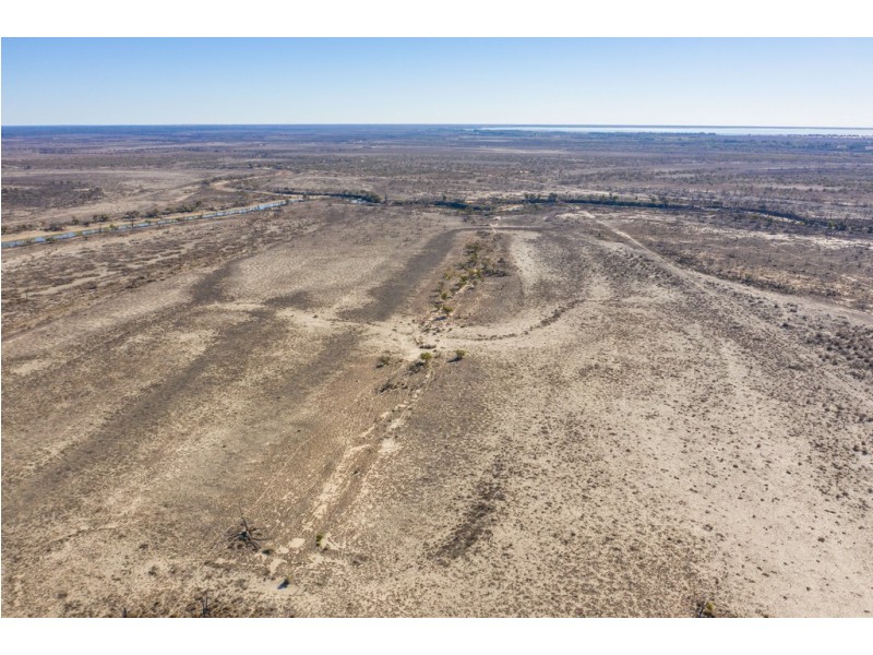 - Rufus River Road, Wentworth NSW 2648