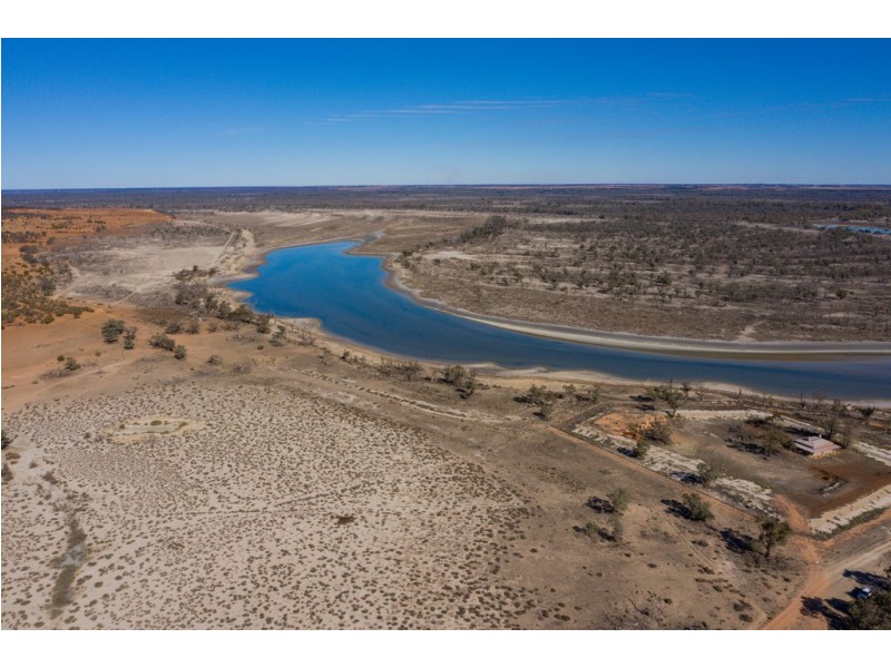 - Old Renmark Mail Road, Wentworth NSW 2648