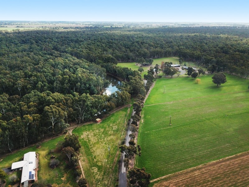 11 Edgewater Road, Kialla VIC 3631